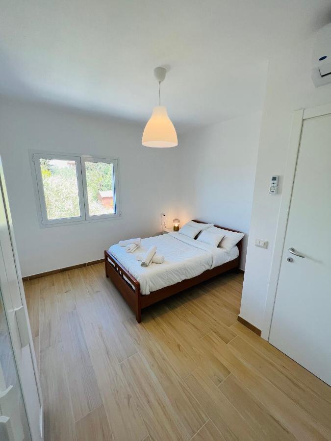 A Casa Di Tinny Barbusi Buitenkant foto