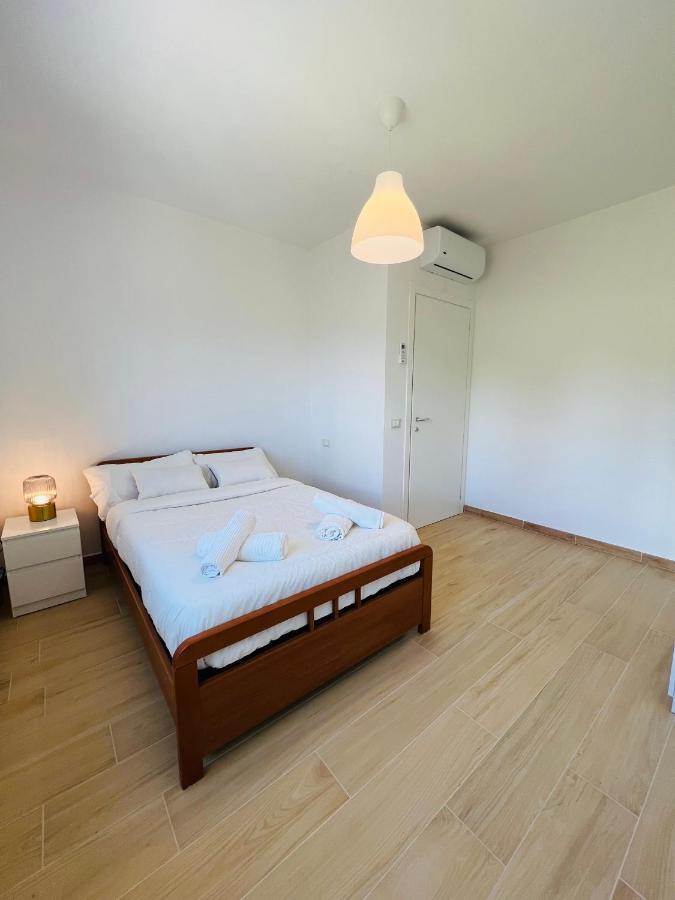 A Casa Di Tinny Barbusi Buitenkant foto