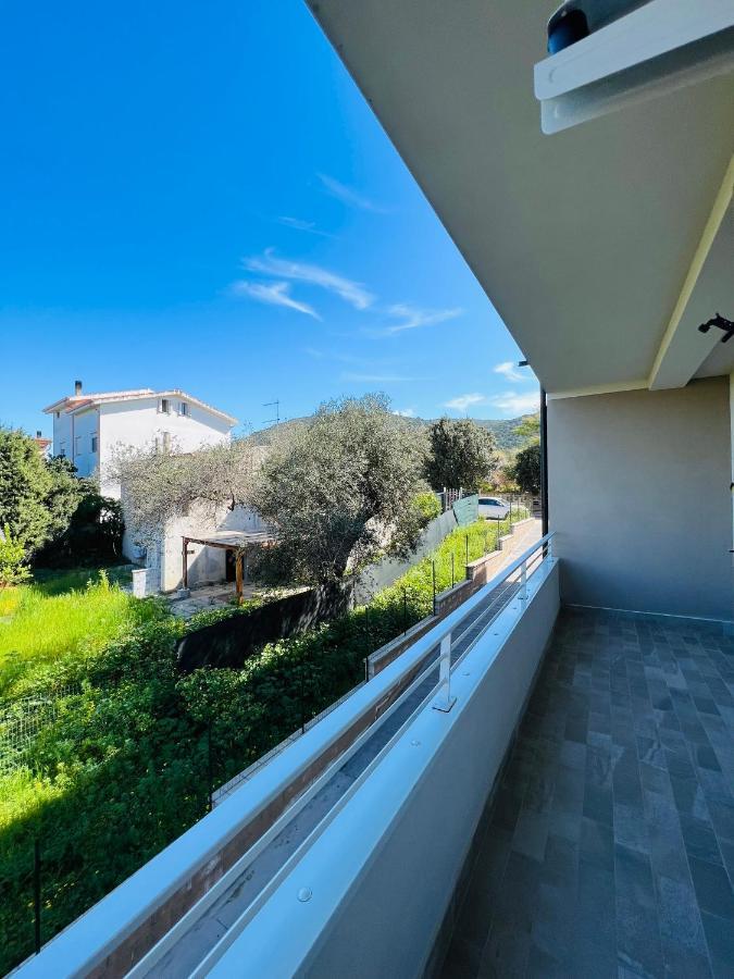 A Casa Di Tinny Barbusi Buitenkant foto